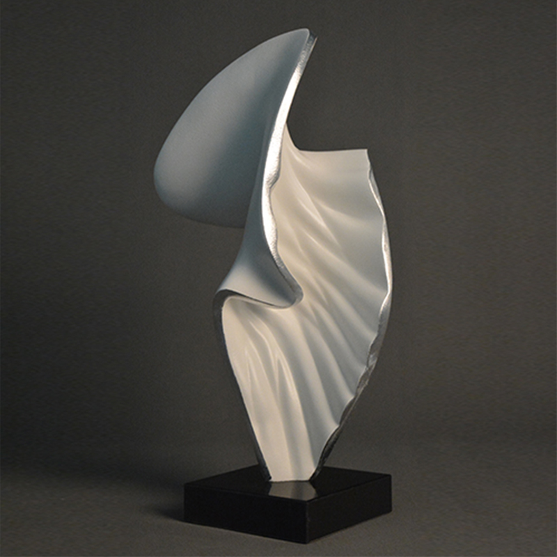 藝術(shù)雕塑愛之翼1